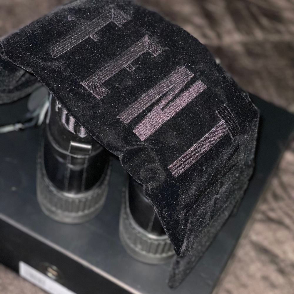 COPY - Fenty Puma Rihanna Chelsea Boots